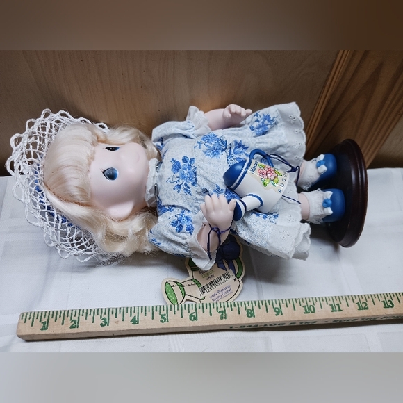 Precious Moments 1987#104817 "A Tub Full of Love" & 1995#1432 Garden of Friends - Picture 3 of 13